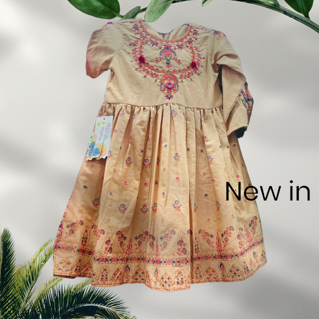 Girls Lawn Embroidered Suits 26-36